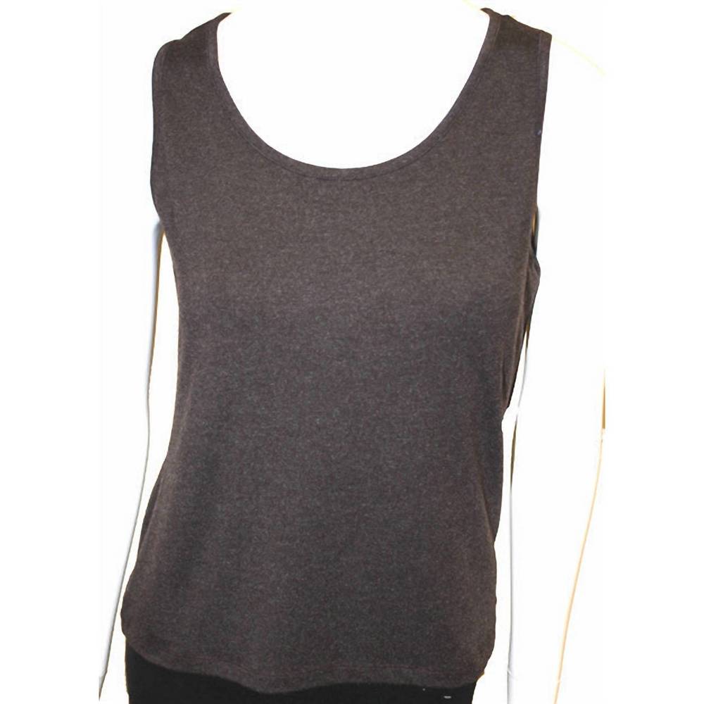 NEW ANGEL bra-friendly knit tank top in brown